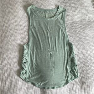 Lululemon Mint Sleeveless Tank silver tech size 4